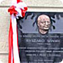 Při příležitosti 100 let od narození Ryszarda Siwce byla v Dębicy, kde chodil do základní školy, odhalena pamětní deska, 7. březen 2009 (Foto: Petr Blažek)