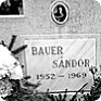 Hrob Sándora Bauera v Budapešti (Zdroj: Wikipedia Commons)